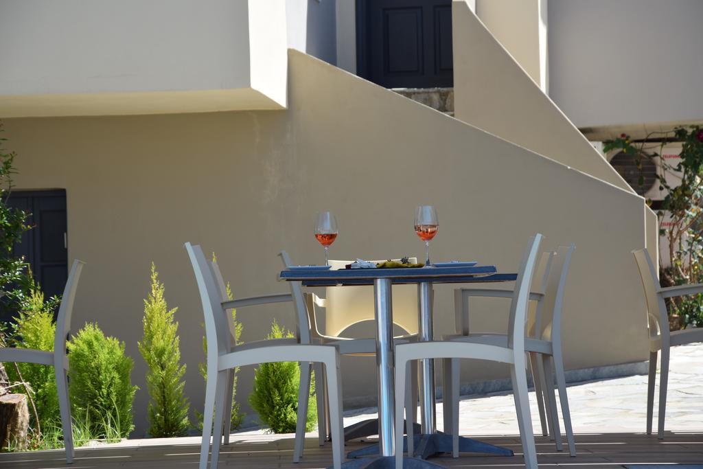 Amaryllis Aparthotel Platanés Exterior photo