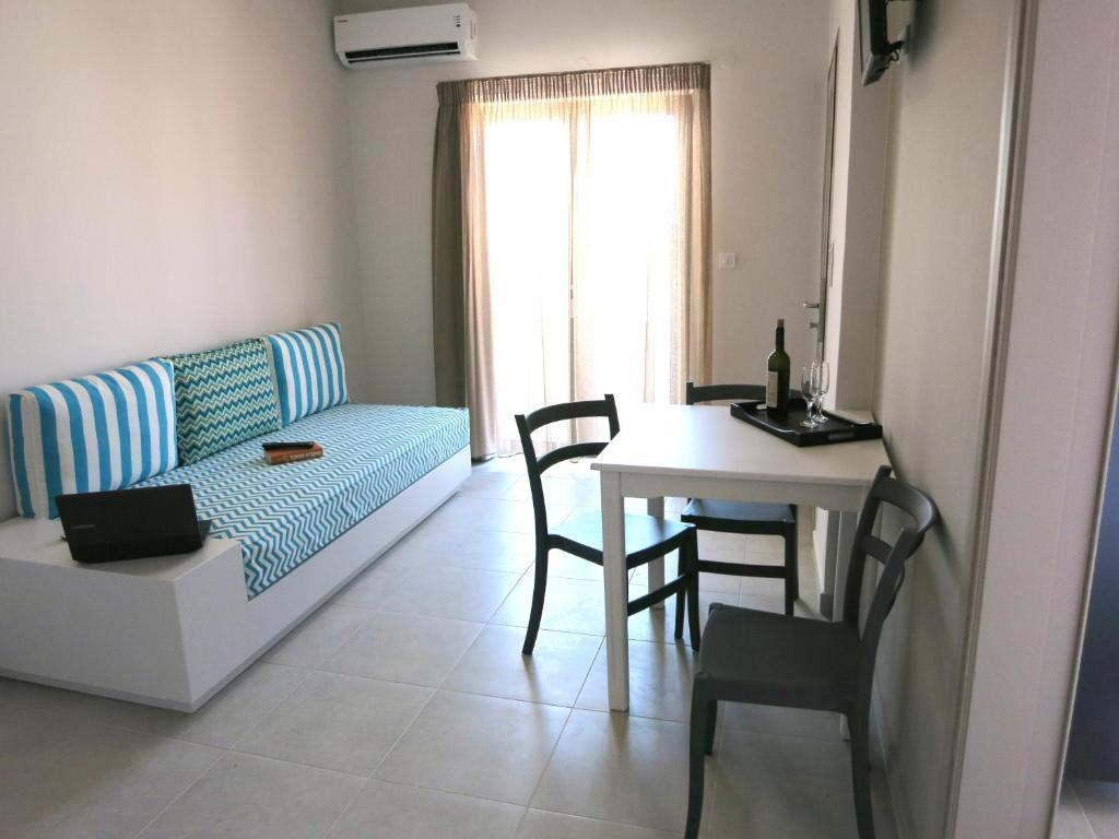 Amaryllis Aparthotel Platanés Room photo